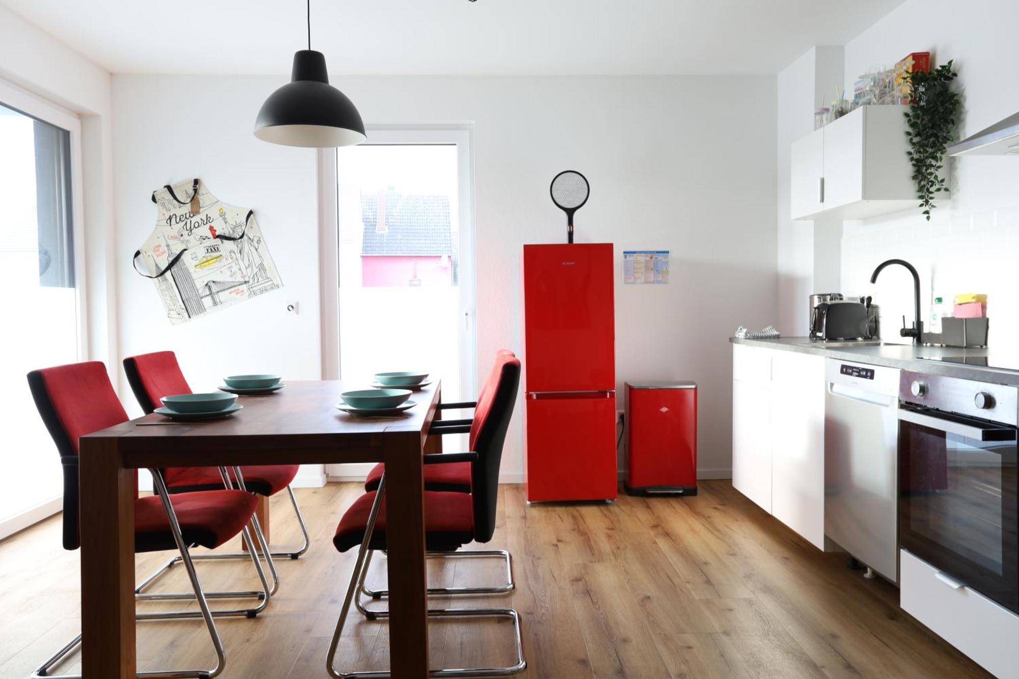Apartment "New York" In Erftstadt - 3 Zimmer & 91Qm - Nahe Koeln, Messe, Phantasialand & Bonn - Familienurlaub Oder Business Trip Екстериор снимка